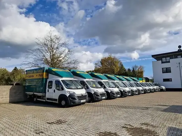 LKW-Flotte der Arslan Bau GmbH